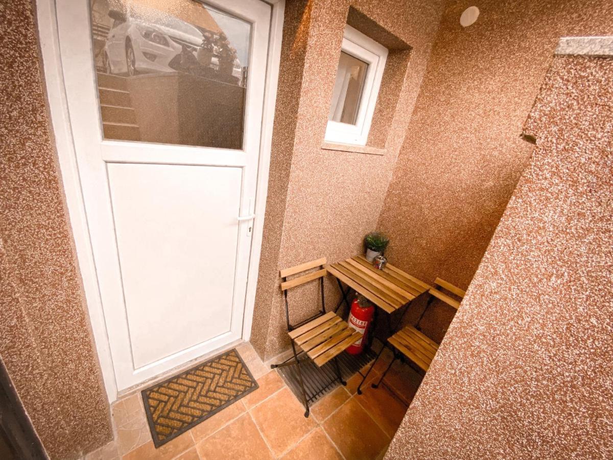 Apartment Sleep & Fly Zagreb Airport Velika Gorica Exterior foto